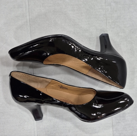 Sofft pumps women's 12M black shiny leather point toe high heels classic - Picture 7 of 15